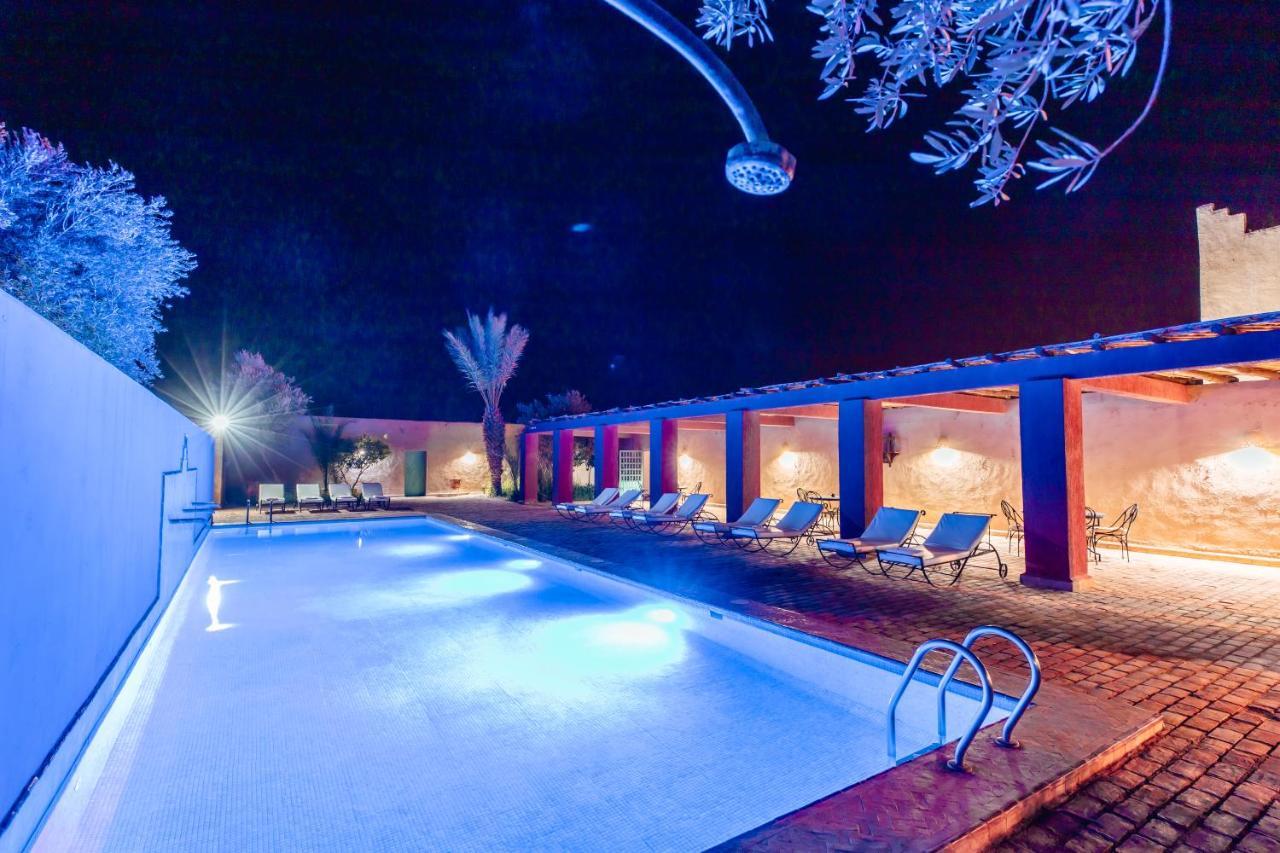 Dar El Janoub Hotel Merzouga Bagian luar foto