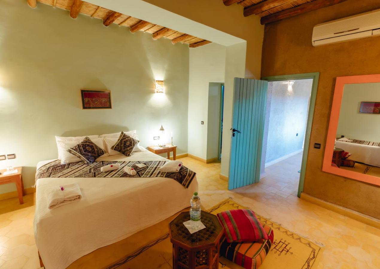 Dar El Janoub Hotel Merzouga Bagian luar foto