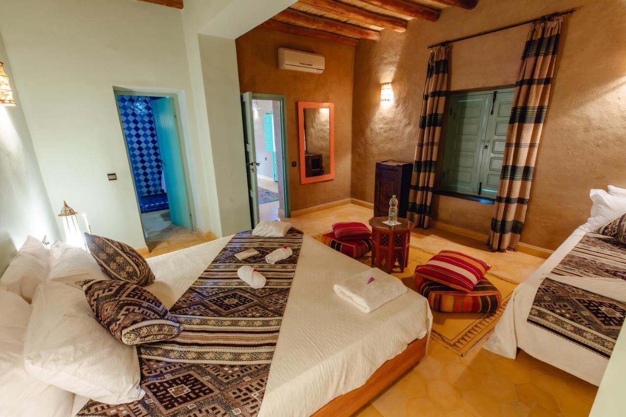 Dar El Janoub Hotel Merzouga Bagian luar foto