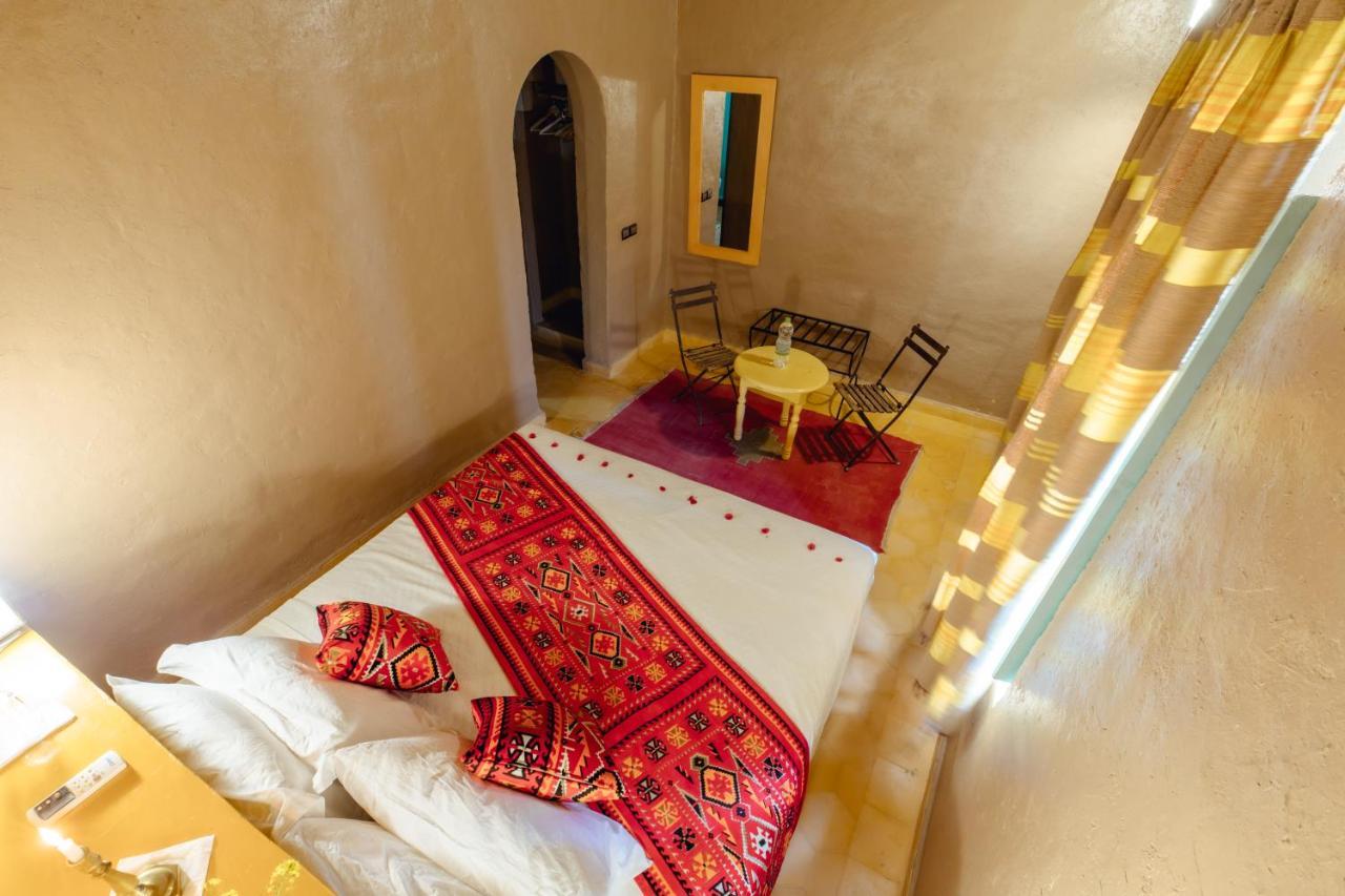 Dar El Janoub Hotel Merzouga Bagian luar foto