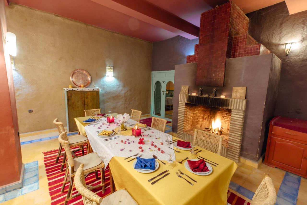 Dar El Janoub Hotel Merzouga Bagian luar foto