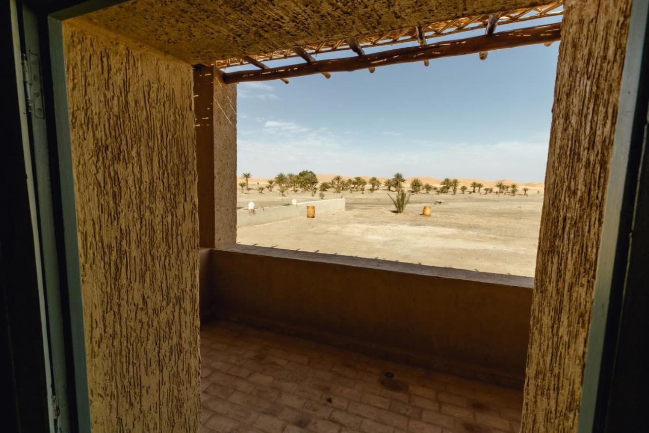 Dar El Janoub Hotel Merzouga Bagian luar foto