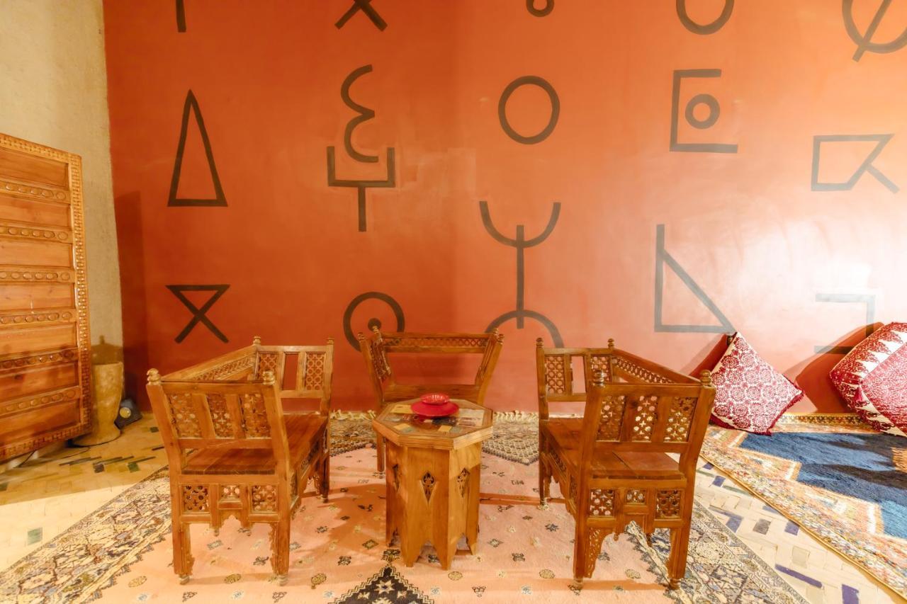 Dar El Janoub Hotel Merzouga Bagian luar foto