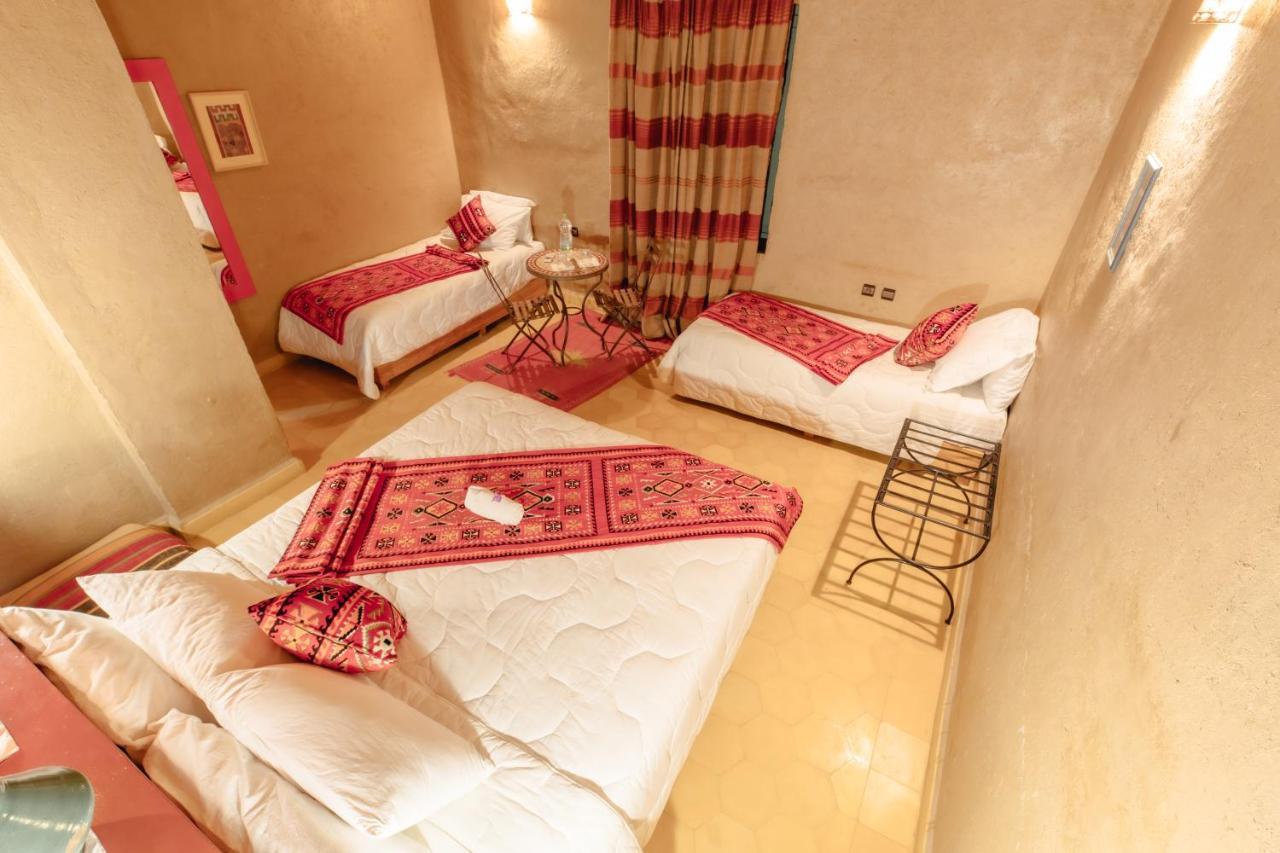 Dar El Janoub Hotel Merzouga Bagian luar foto